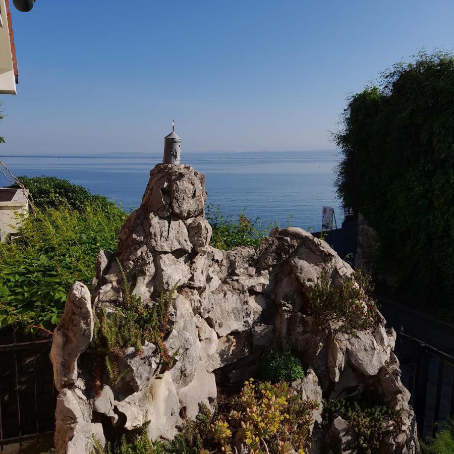 Apartmaji Pri Bosi Nogi Izola Exterior foto