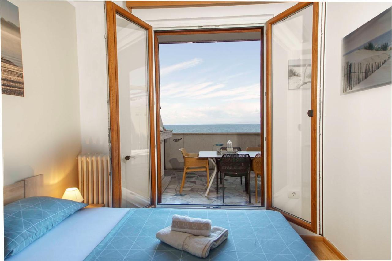 Apartmaji Pri Bosi Nogi Izola Exterior foto